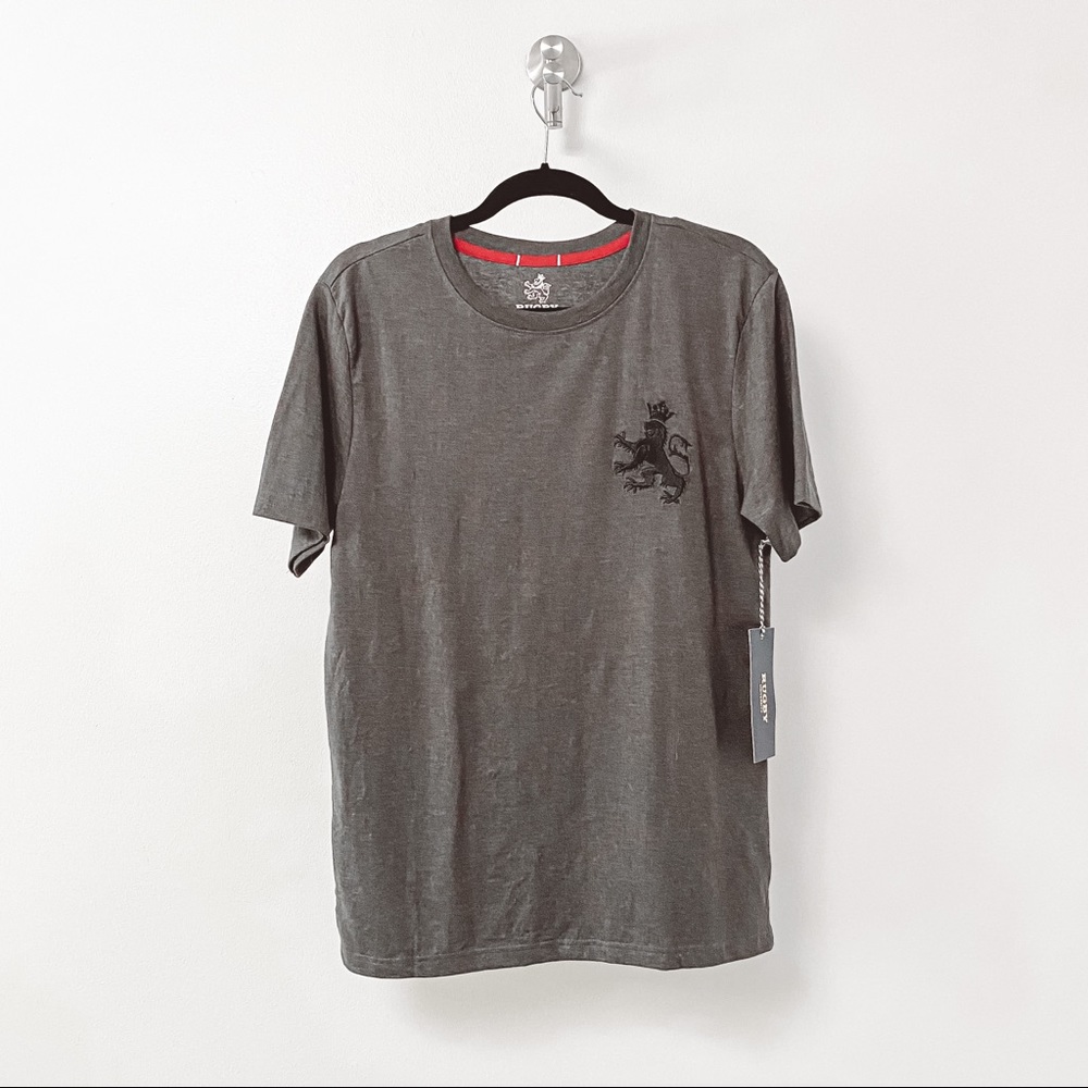 NWT‎ Rugby University Lion's Crest Chest Short Sleeve Gray Tee Shirt Medium